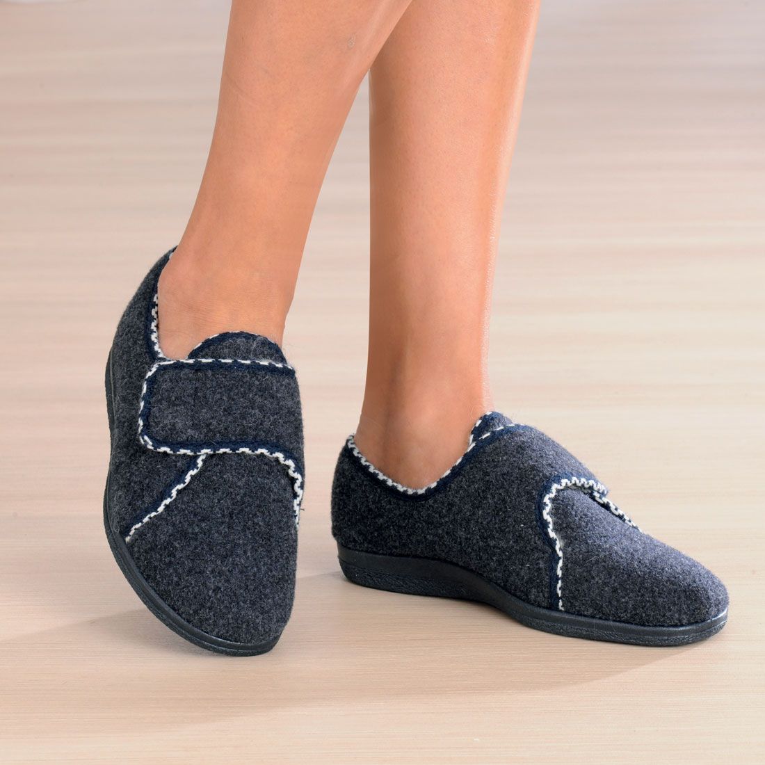 Chaussons femme 2025 avec scratch