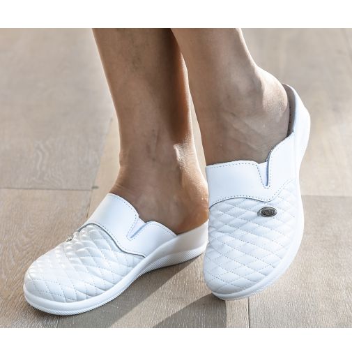 Mules matelassees deals